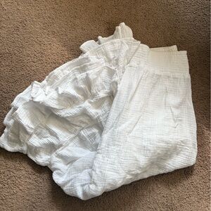 American Eagle Outfitters White A-Line Skirt